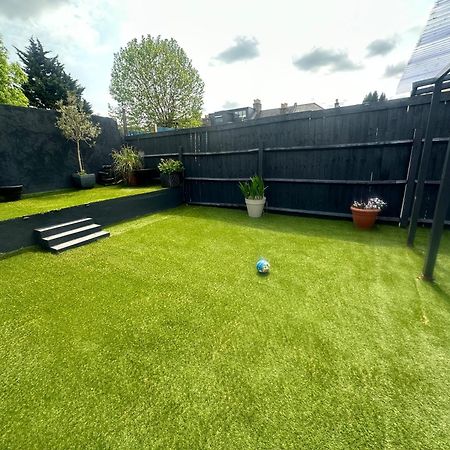 לונדון 5 Bedroom House Se6 מראה חיצוני תמונה