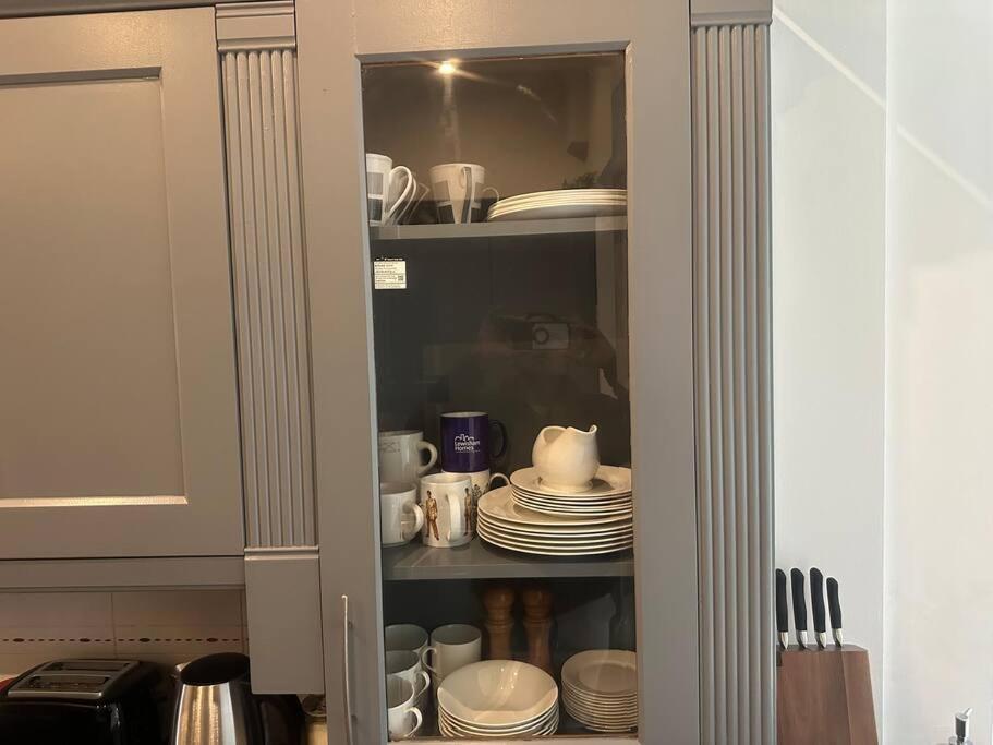לונדון 5 Bedroom House Se6 מראה חיצוני תמונה